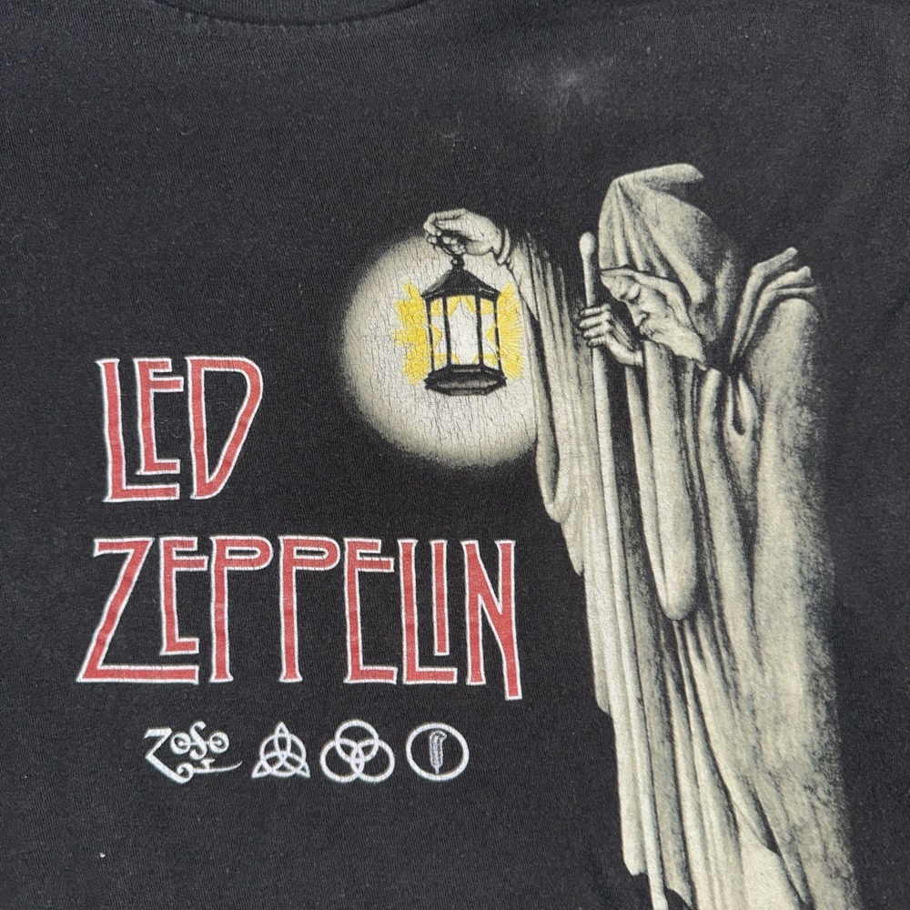 Led Zeppelin T Shirt Mens Medium Black Cotton Zoso Hermit Holding Lantern Album - Picture 3 of 4